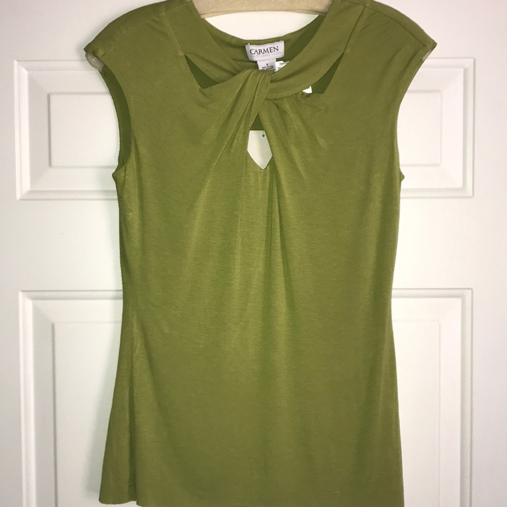 Sleeveless top